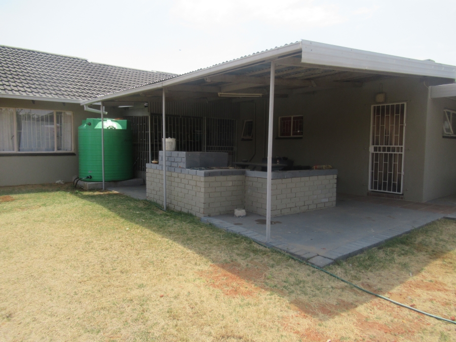 3 Bedroom Property for Sale in Flamingo Park Free State